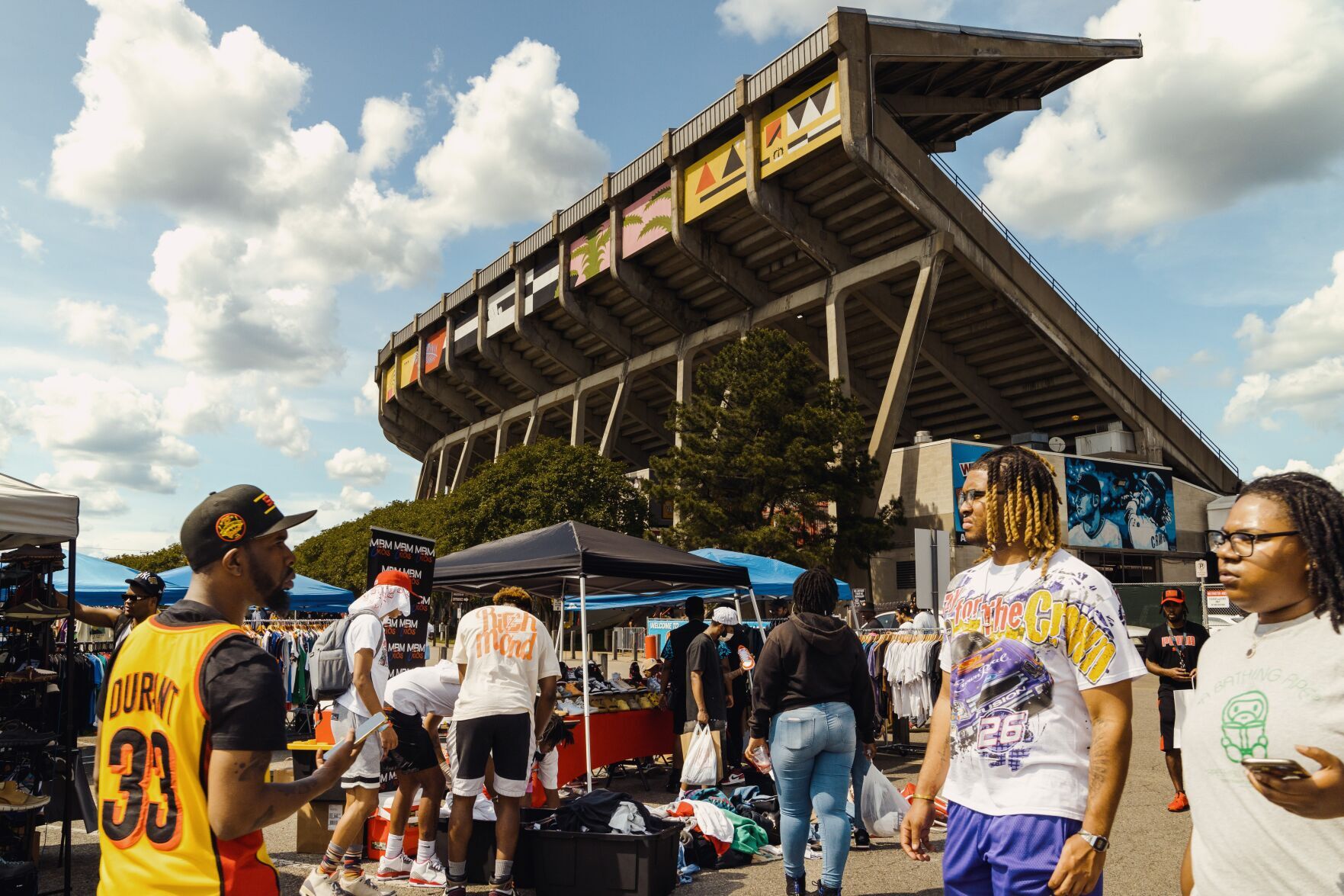 Diamond Flea Market